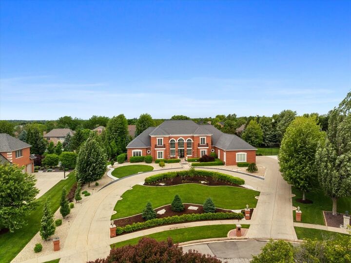 Property Photo:  12 Worthington Court  IL 61704