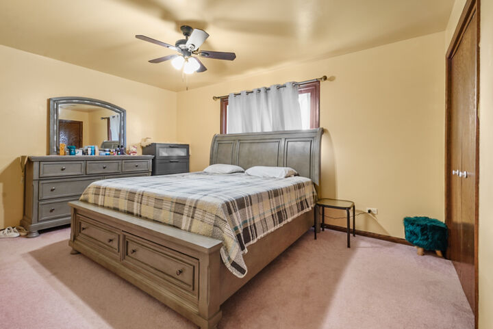 Property Photo: 7712 Sequoia Court IL 60462