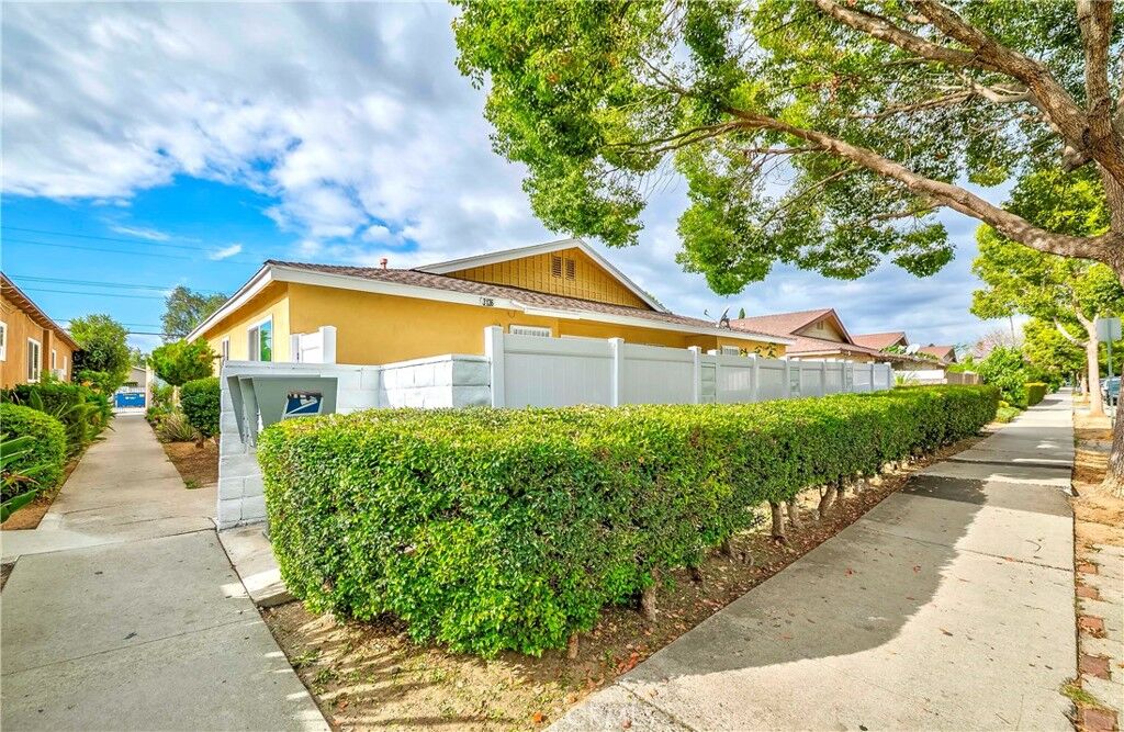 Property Photo:  3136 Garnet  CA 92831 