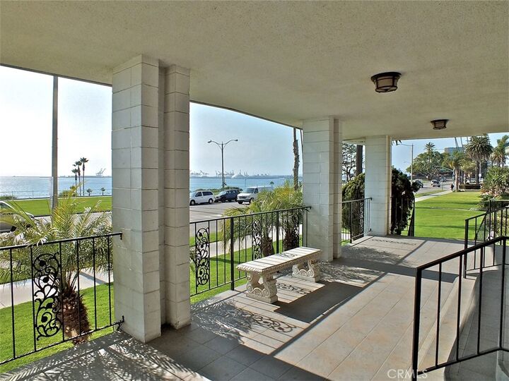 Property Photo: 2601 E Ocean Boulevard 211 CA 90803