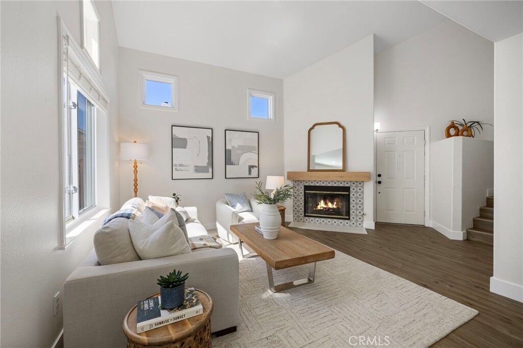 Property Photo:  10 Sherrelwood  CA 92656