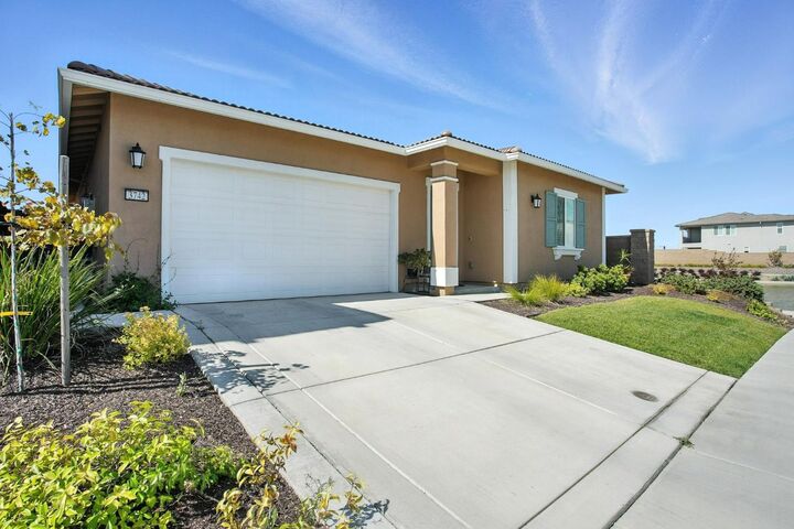Property Photo: 3742 Haymaker Way CA 95835