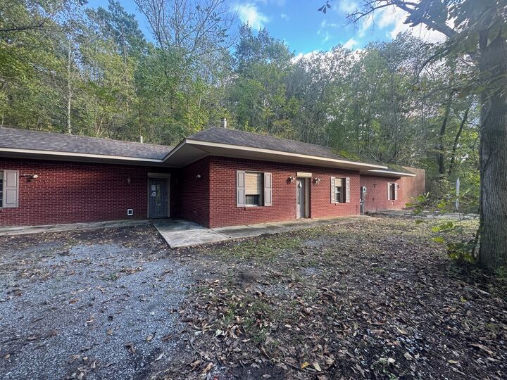 Property Photo: 28 Alease Dr TN 37334