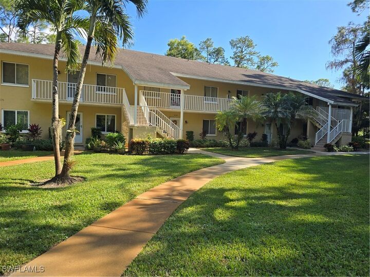 Property Photo: 5622 Woodmere Lake Circle B102 FL 34112