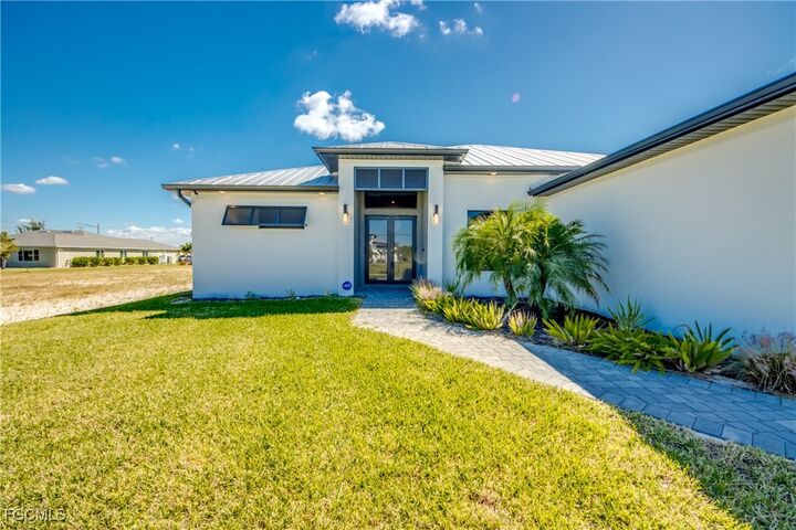 Property Photo:  1531 NW 40th Place  FL 33993