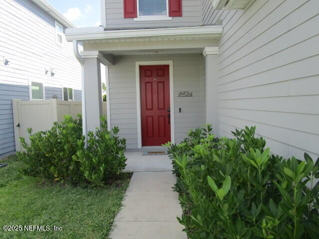 Property Photo: 8101 Guild Way FL 32222