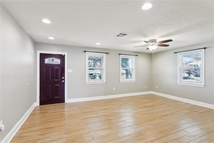 Property Photo:  2109 Airline Park Boulevard  LA 70003 