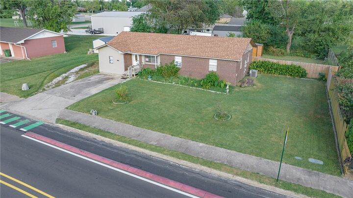 2011 S 13th Street  Rogers AR 72758 photo