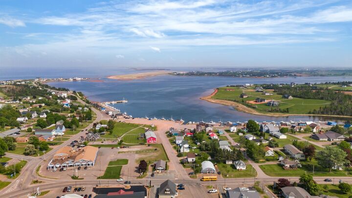 Property Photo:  14 Marshall Street 1  PE C0A 1X0