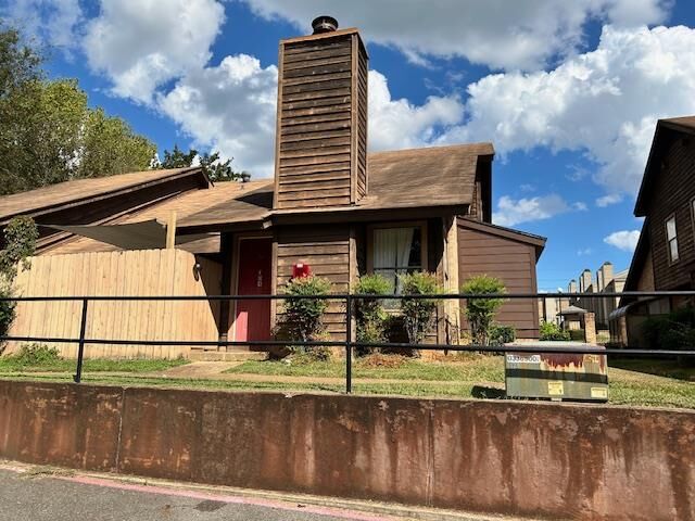 Property Photo:  3211 Pearl 104  TX 75965 