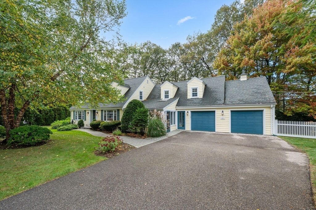 Property Photo: 141 Lovell Rd MA 01520