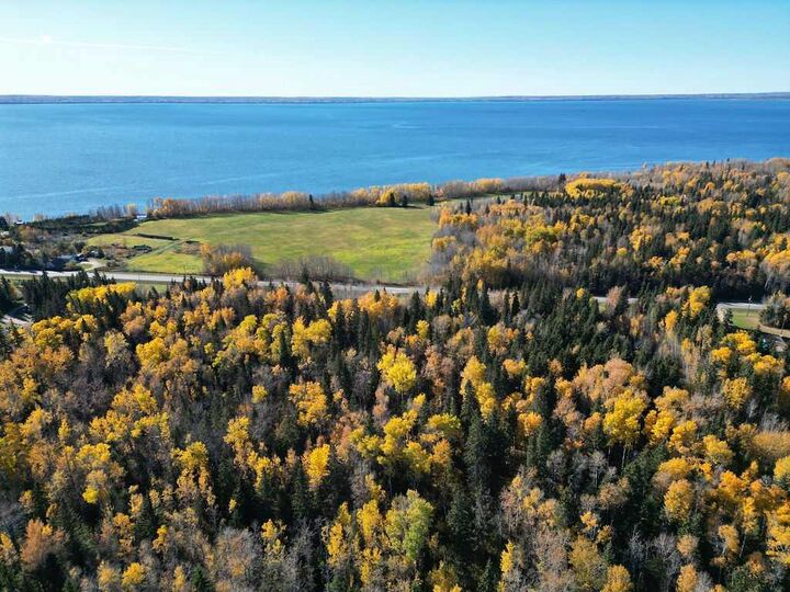 Property Photo: 3210 Calling Lake Drive AB T0G 0K0