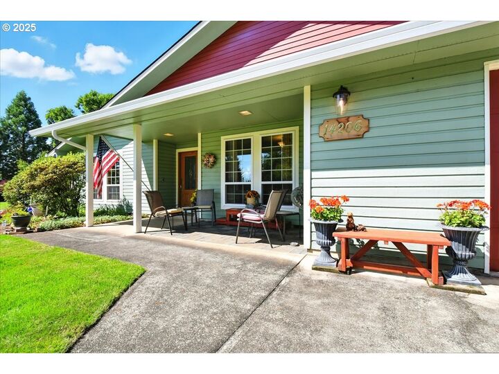 Property Photo:  14206 NE 76th Ave  WA 98662 