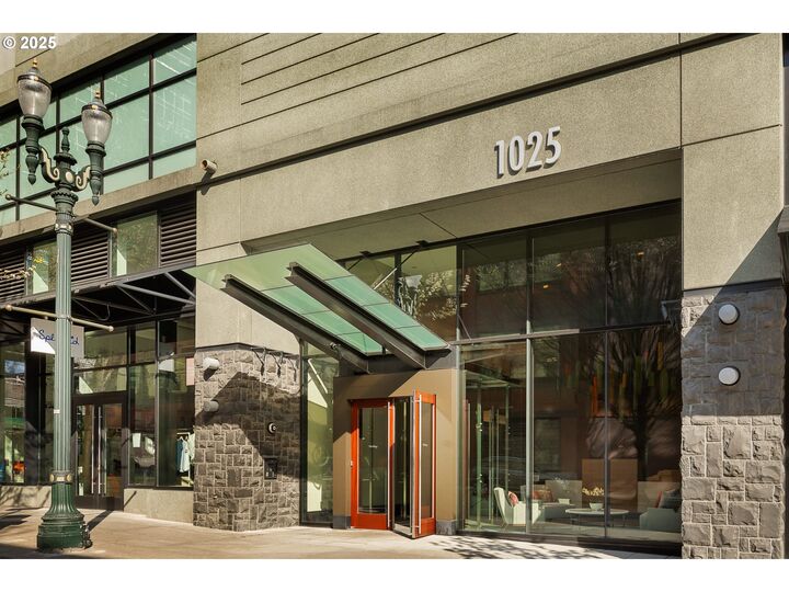 1025 NW Couch St 1111  Portland OR 97209 photo