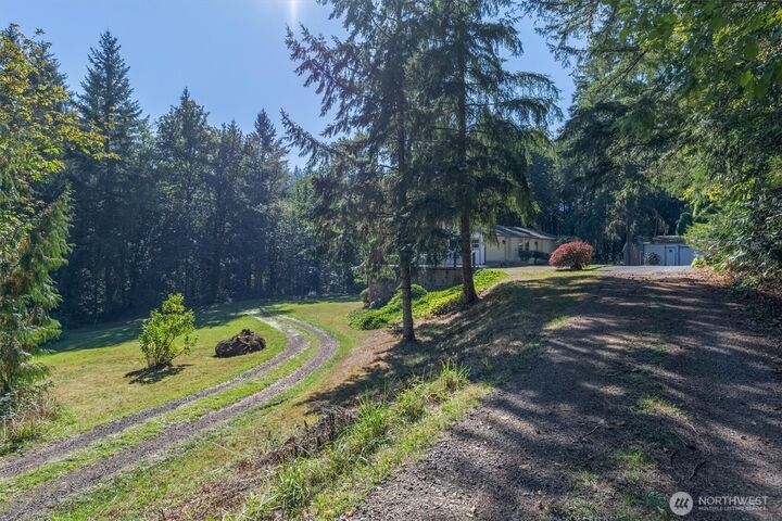 Property Photo: 205 Divide Road WA 98626