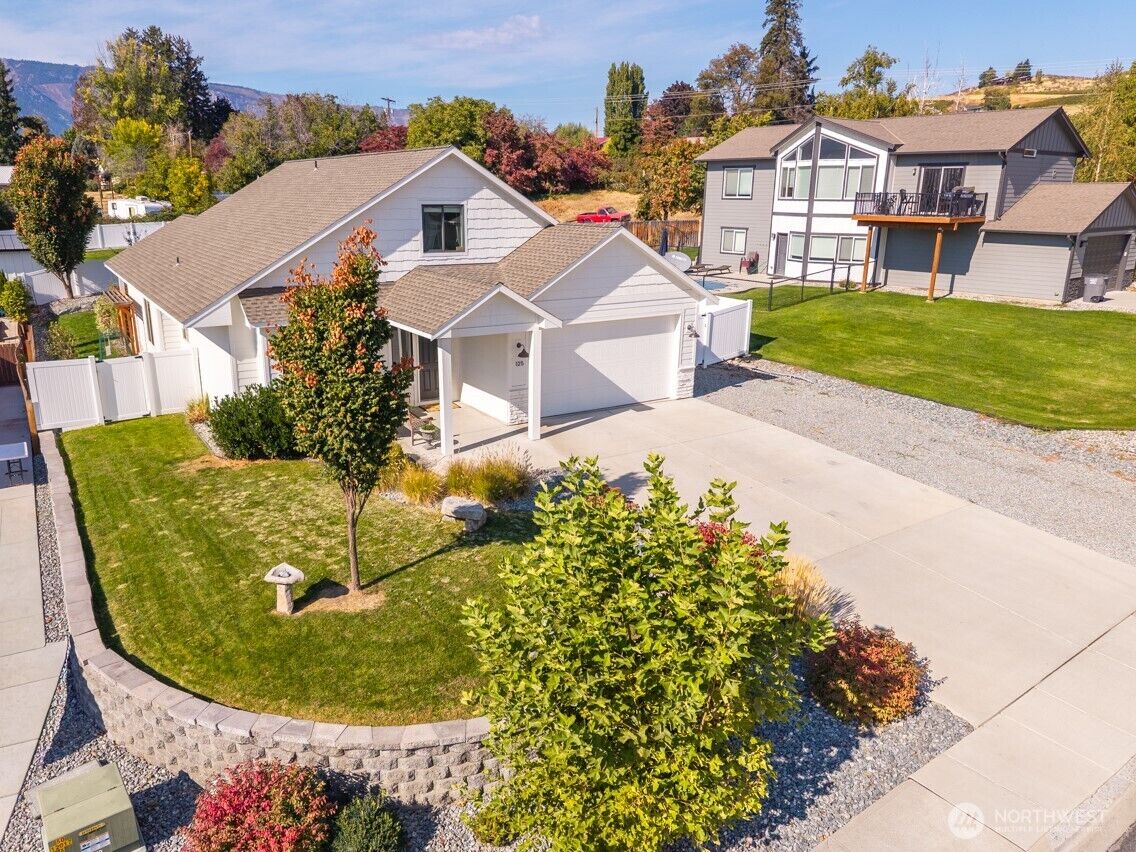 Property Photo: 125 Summer Breeze Road WA 98831