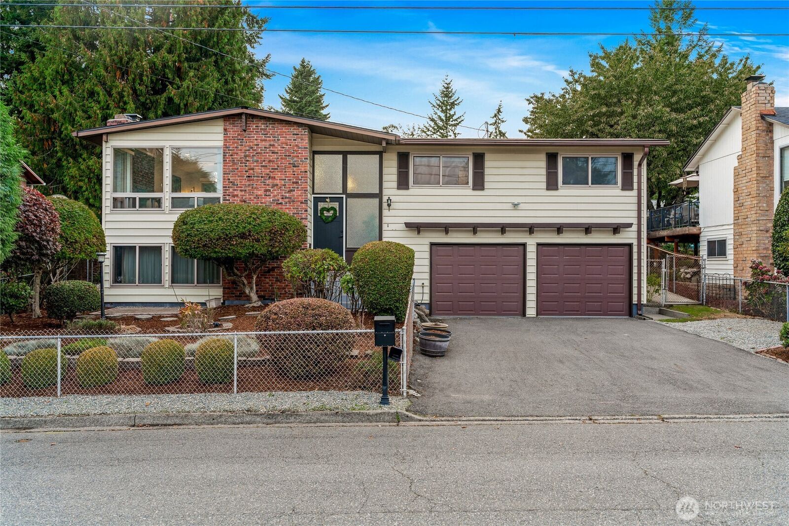 Property Photo:  20625  9th Avenue S  WA 98198 
