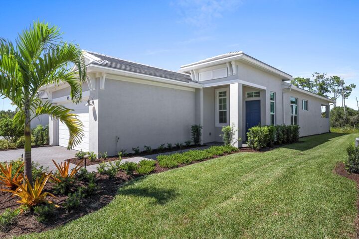 Property Photo:  423 SE Via Sangro  FL 34953