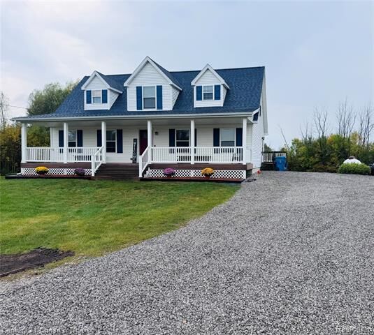 Property Photo: 3101 N M18 Highway MI 48624