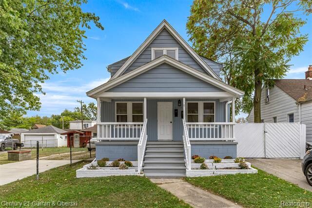 Property Photo:  8086 Chalmers Avenue  MI 48089 