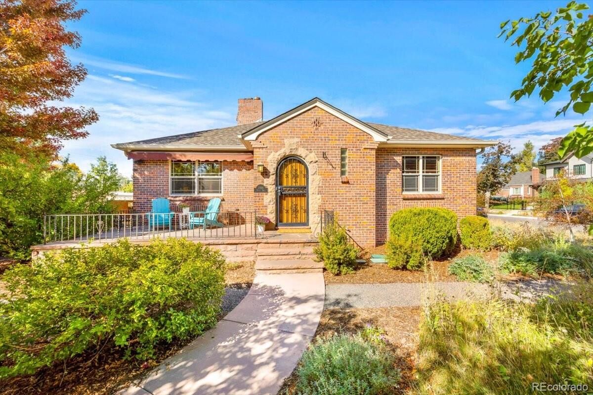 Property Photo: 1090 Bonnie Brae Boulevard CO 80209