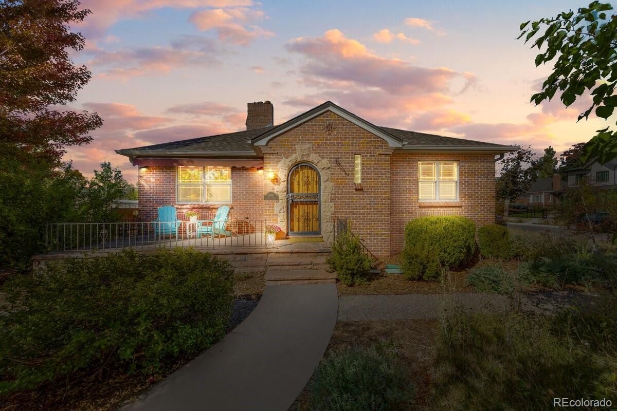 Property Photo:  1090 Bonnie Brae Boulevard  CO 80209 