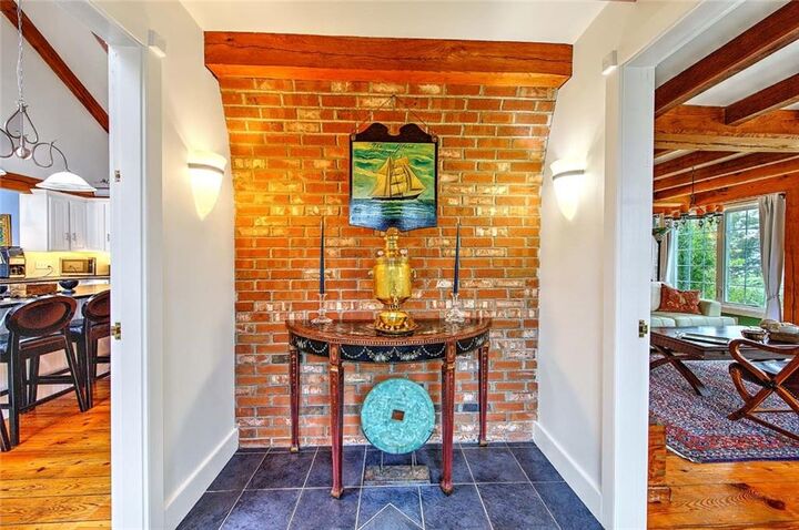 Property Photo:  75 Macomber Lane  RI 02871 
