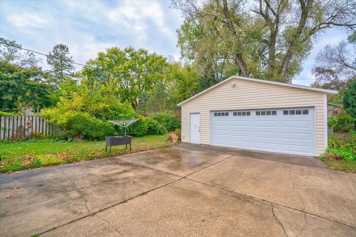 Property Photo: 4232 Milford Road WI 53711