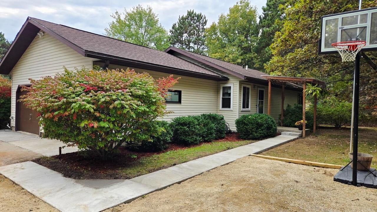 Property Photo:  335 Ember Avenue  WI 53952