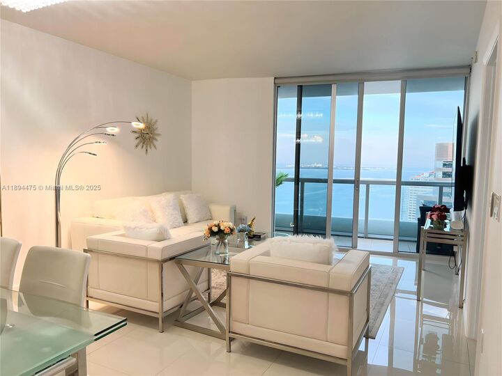 Property Photo: 485 Brickell Ave 4109 FL 33131