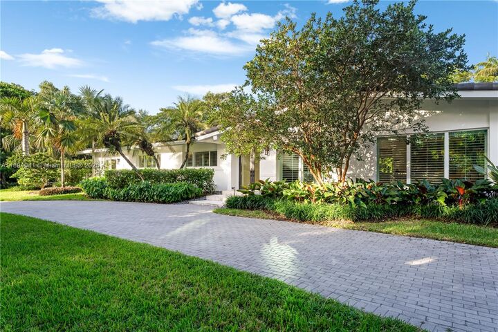 12220 Pine Needle Ln  Pinecrest FL 33156 photo