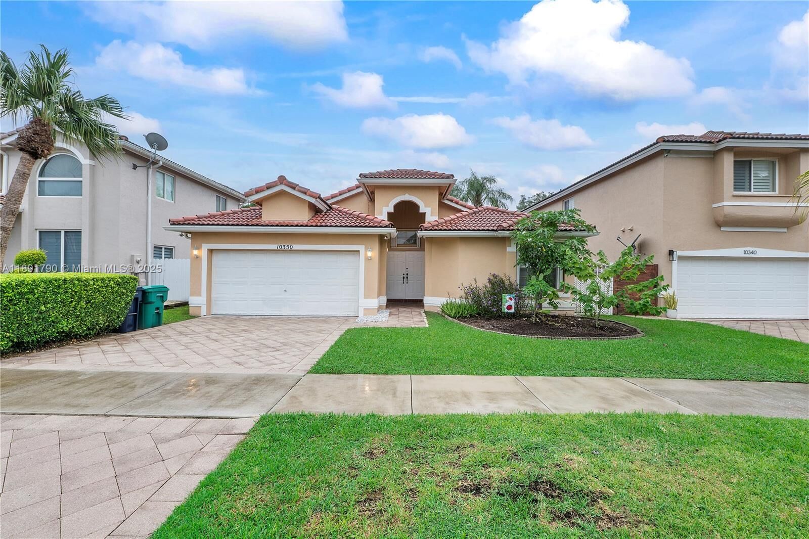 Property Photo: 10350 SW 166th Ct FL 33196