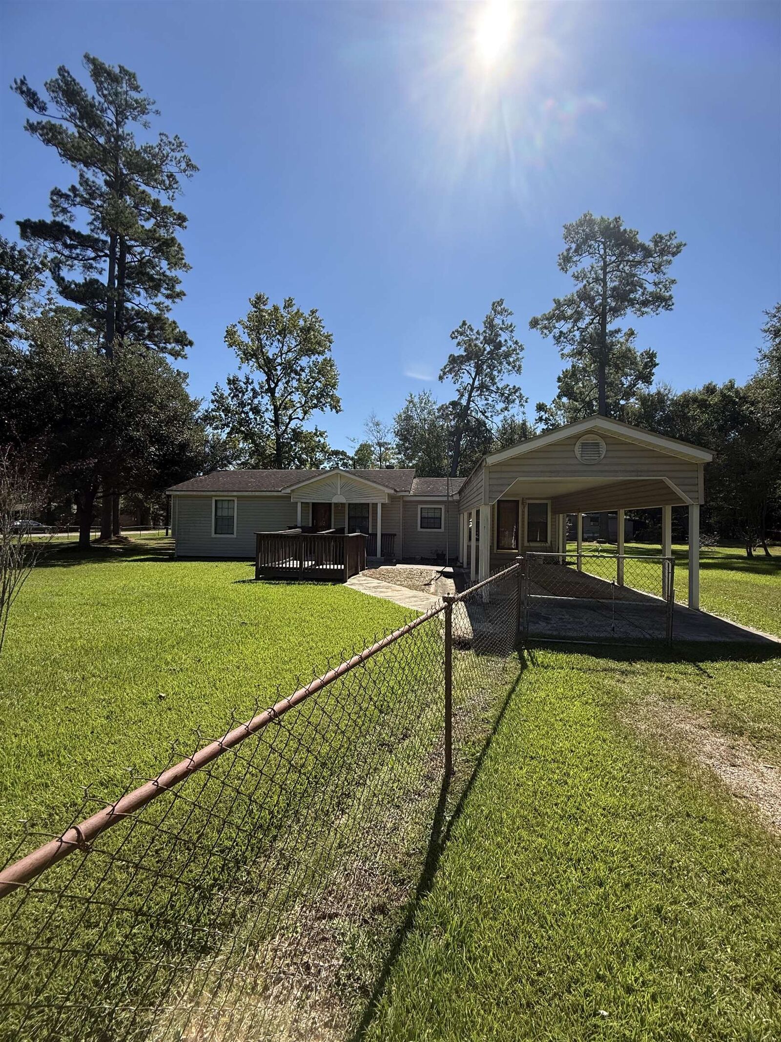 Property Photo:  515 Park  TX 77662