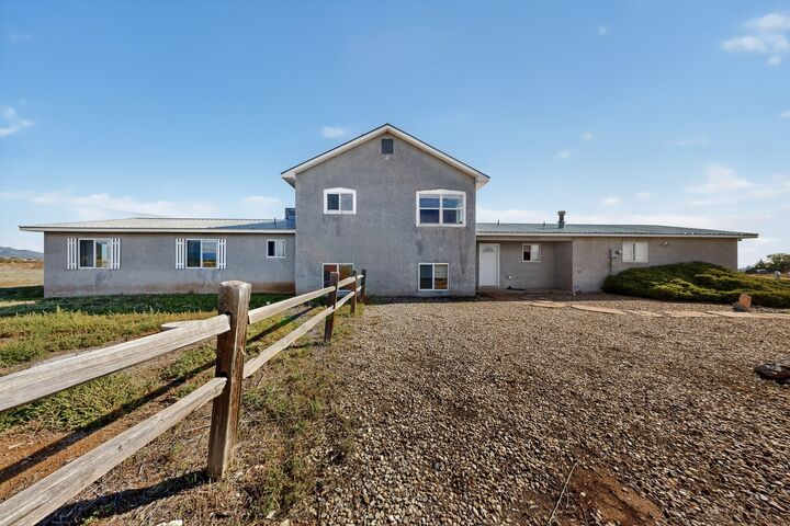 Property Photo: 1 Trinity Ct NM 87056