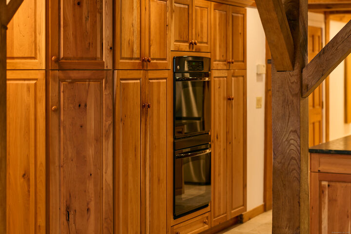 Property Photo:  24 Hickory Lane  CT 06783 