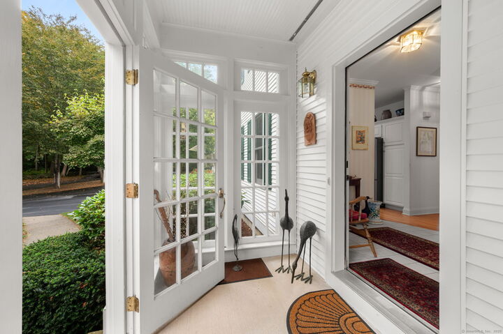 Property Photo: 5 Wyckford Lane 5 CT 06371