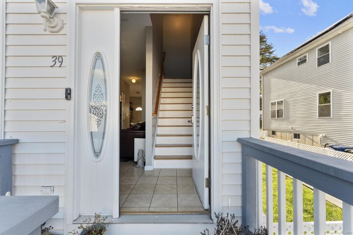 Property Photo: 39 Infield Street CT 06606