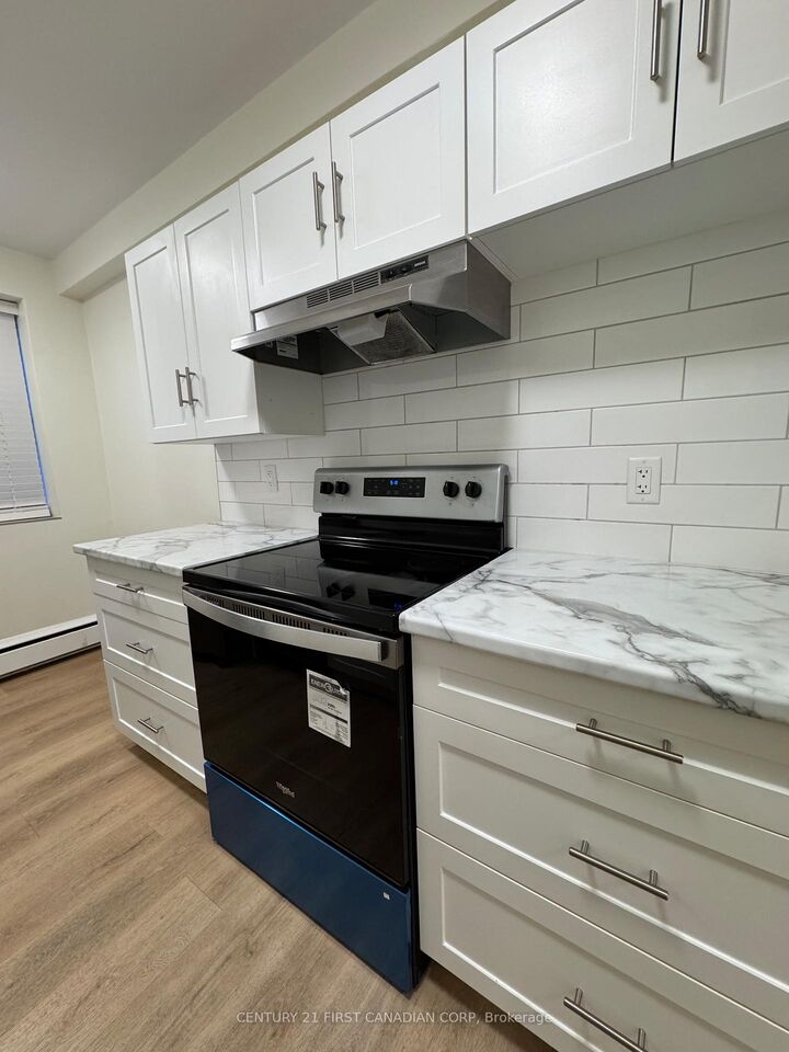 Property Photo:  75 High Street 108  ON N6C 4J8 