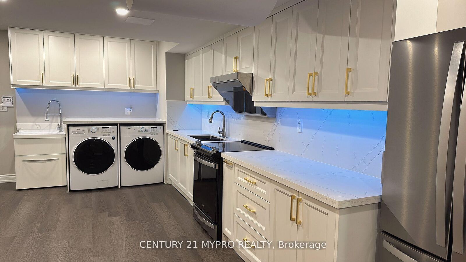 Property Photo:  62 Willow Street Basemen  ON L6E 0W1 