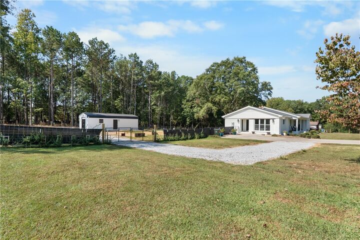 Property Photo: 105 Belmont Drive SC 29644