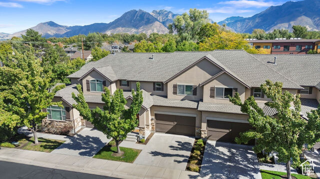 Property Photo: 7213 S Viansa Ct UT 84047