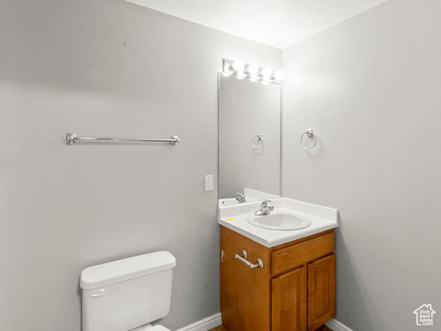 Property Photo: 4784 S Huntly Dr UT 84107