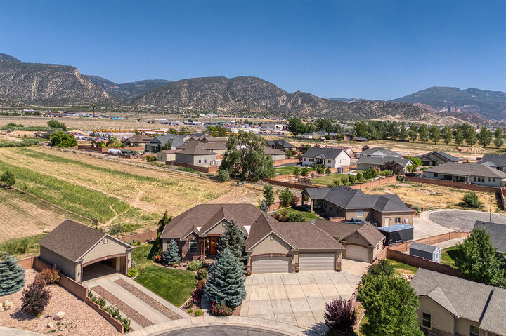 Property Photo: 63 W 2875 Cir N UT 84721