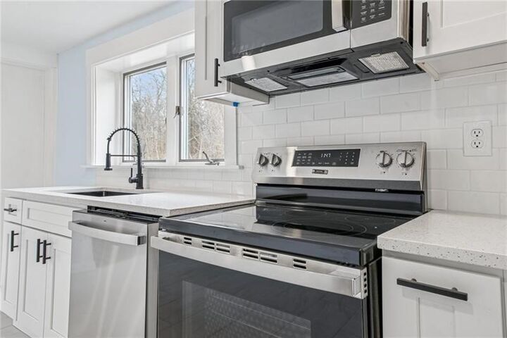 Property Photo: 3004 Bushy Run Rd PA 15644