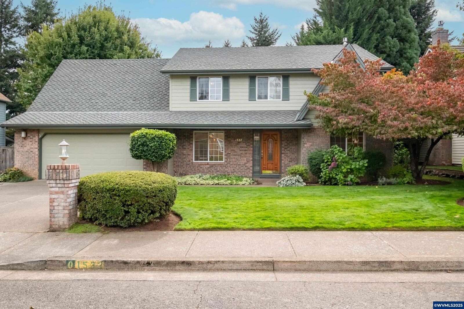 Property Photo:  1532 Webster Dr SE  OR 97302 