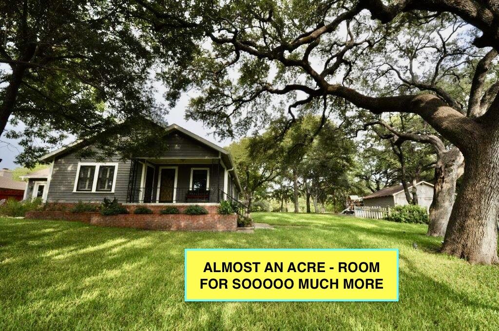 Property Photo:  3003 Burleson Road  TX 78741 