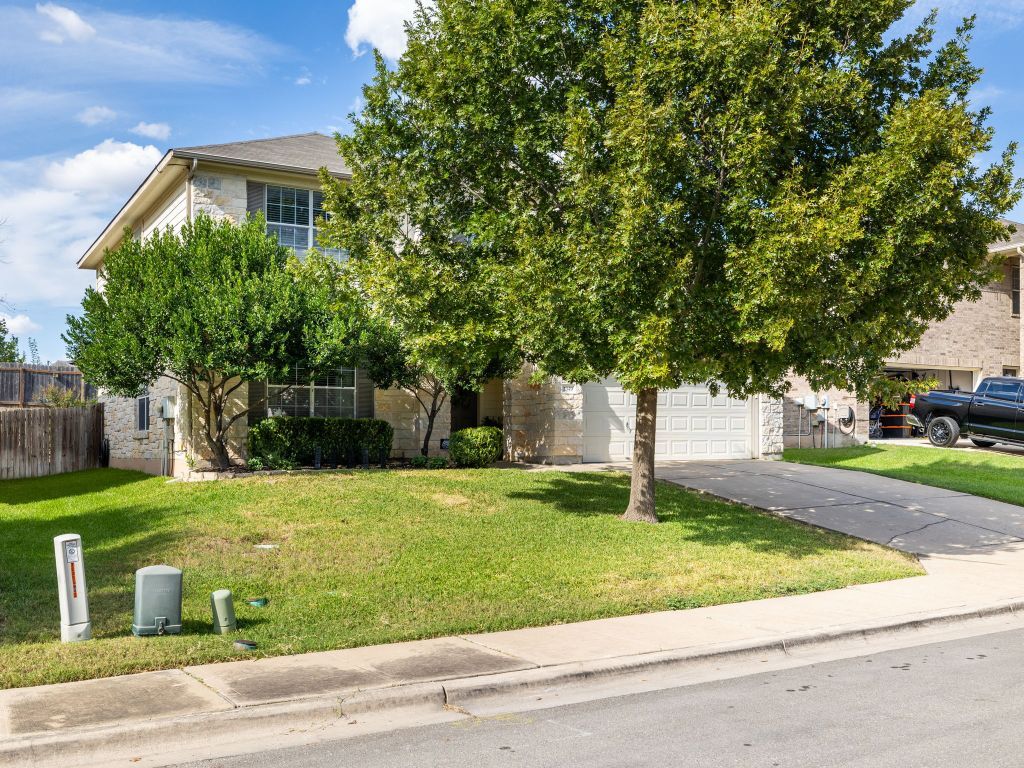 Property Photo: 2349 Caprock Place TX 78626