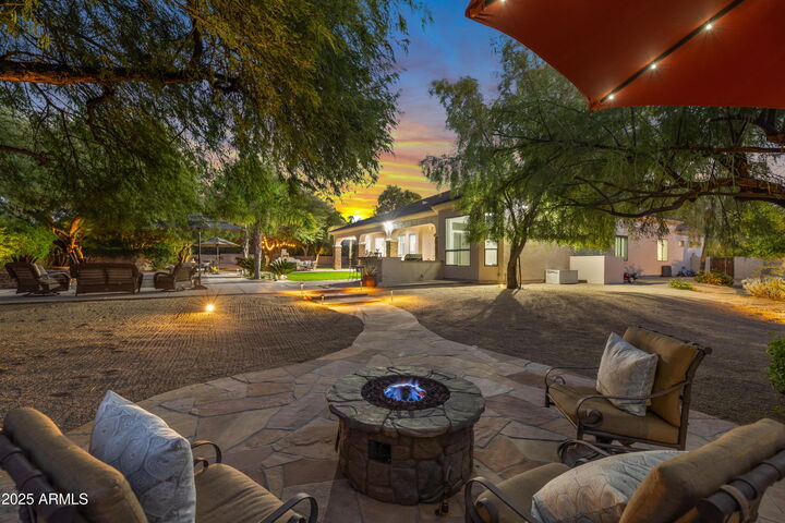 Property Photo:  6386 E Quail Track Drive  AZ 85266