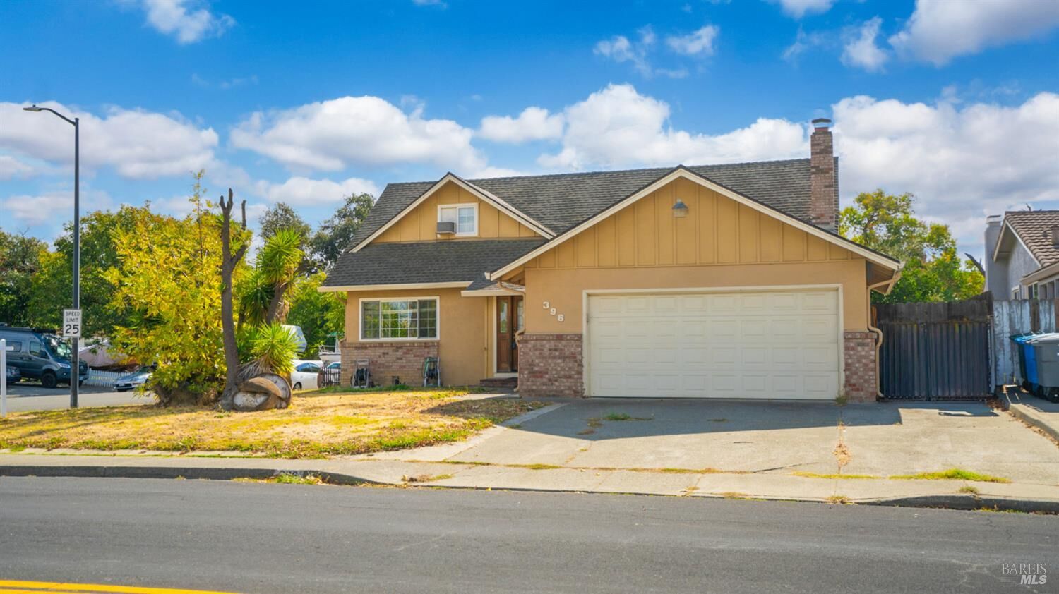 Property Photo: 396 Beelard Drive CA 95687