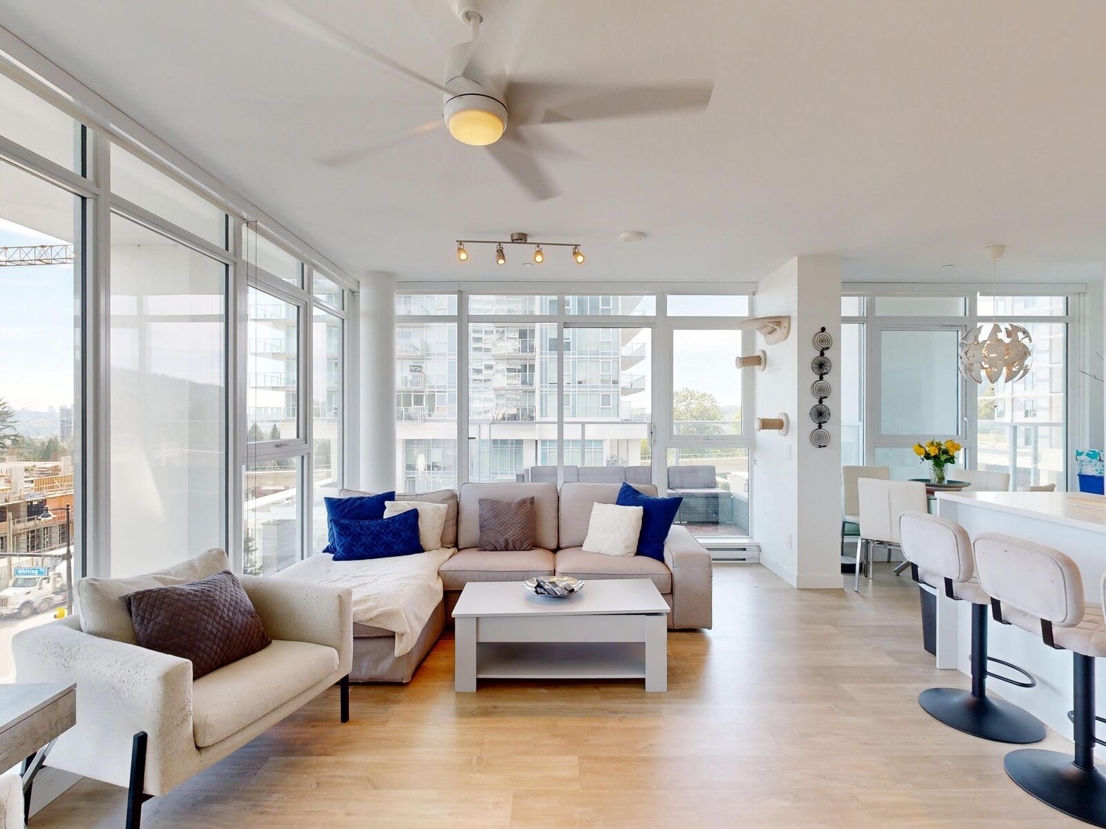 Property Photo:  657 Whiting Way 404  BC V3J 0J6